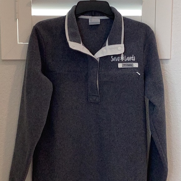 Columbia women’s or men’s sweatshirt? Size Medium, like new condition. - Picture 12 of 12